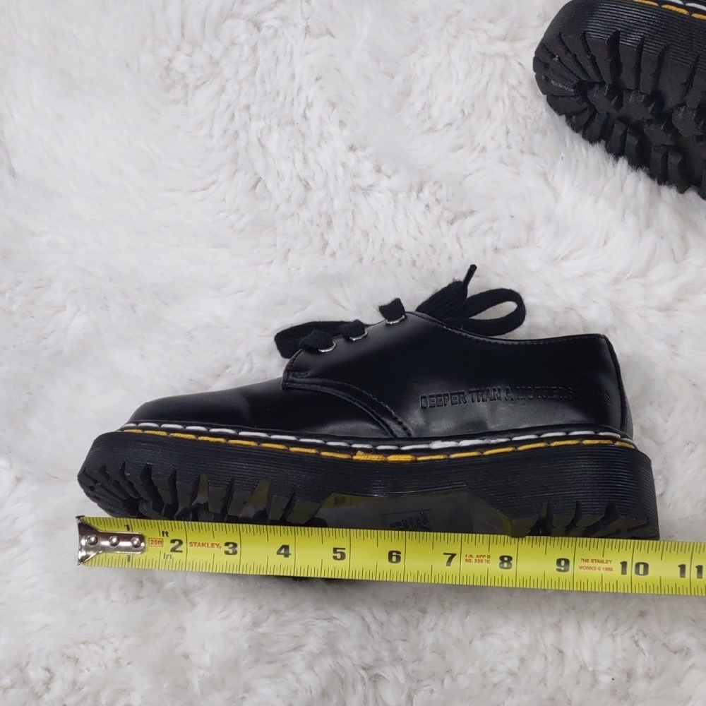 Dr. Martens Black Leather  with Air-Cushioned Sole - Picture 13 of 17